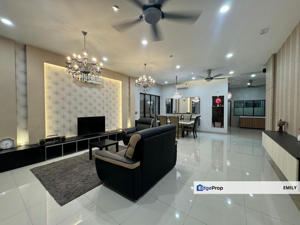 Seri Austin Olivine Semi D Fully Furnished with Renovation On Sale NOW 🔥 🔥 🔥 , Johor, Johor Bahru