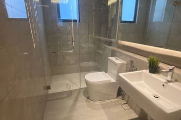 Parkland By The River