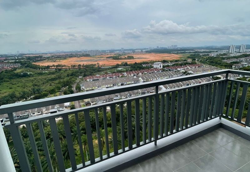 Seri Austin Luxury Apartment