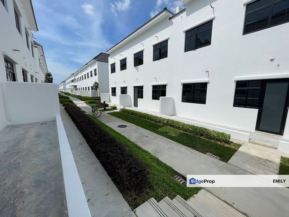 Eco Botanic 2 The Borough Chamborough Double Storey Terrace House For Sale 🎯 🎯 , Johor, 