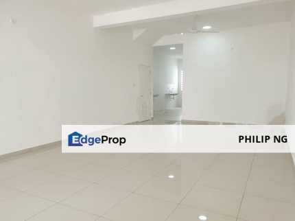 SALE @ RENOVATED Double Storey Terrace At Semenyih Parklands !!, Selangor, Semenyih