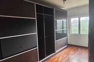 Endah Regal Condominium