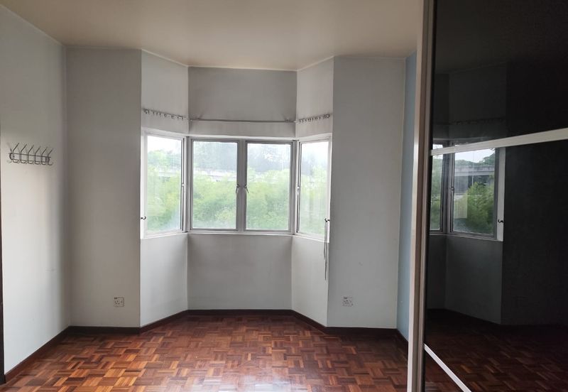 Endah Regal Condominium