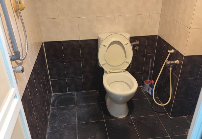 Endah Regal Condominium