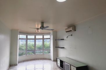 Endah Regal Condominium