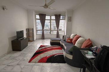 Endah Regal Condominium