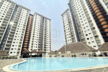 Endah Regal Condominium