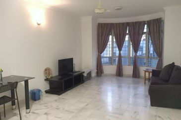 Endah Regal Condominium