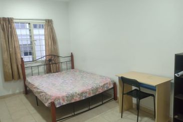 Endah Regal Condominium