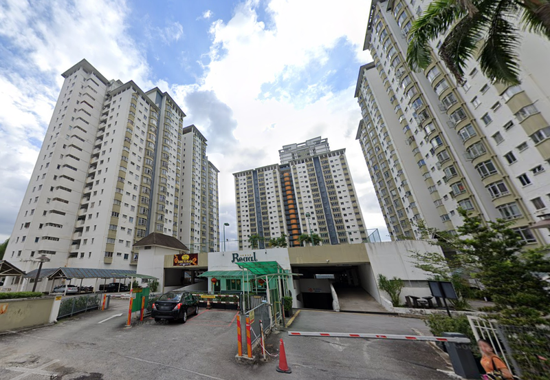 Endah Regal Condominium