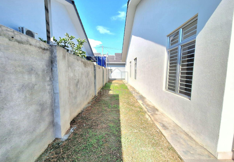 SALE @ BELOW MARKET FREEHOLD NEW Single Storey Horizon Livia Bandar Mahkota Banting