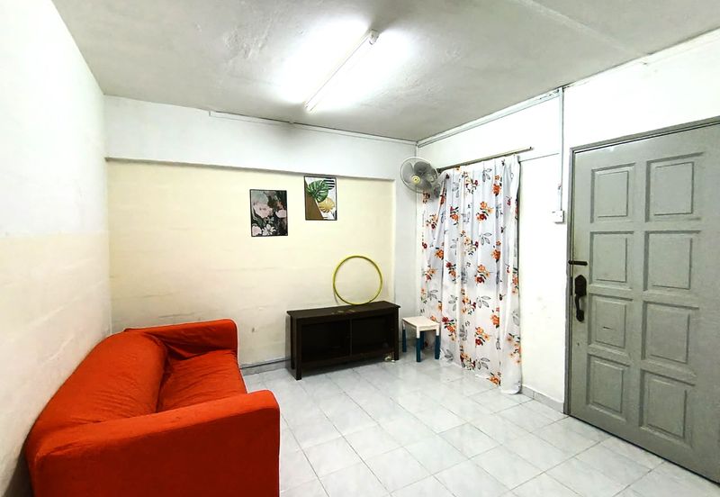 Taman Cahaya, Ampang