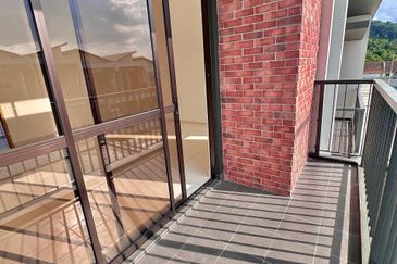 Keruing Residen (m3 Residence)