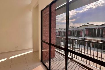 Keruing Residen (m3 Residence)