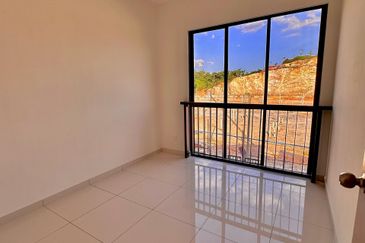 Keruing Residen (m3 Residence)