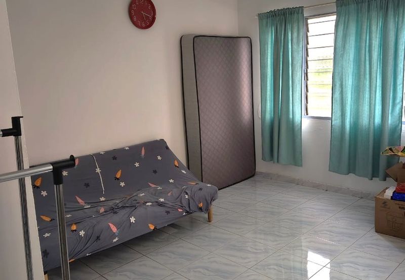 Laman Damai (Li Garden Apartment)