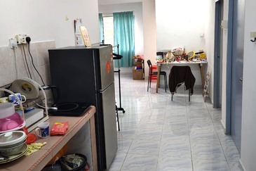 Laman Damai (Li Garden Apartment)