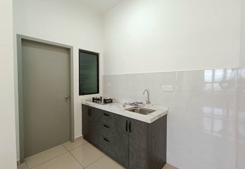 B11 Parkland Residence