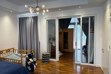 RENT @ LakeFields Reed 3 Story House Fully Furnished @ Sungai Besi , Tasik Damai KL