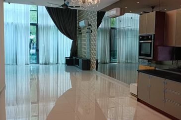 RENT @ Reflexion Pool Villa P/Furnish 3 Storey Puchong South 