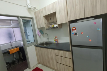 Kiara Plaza Service Apartment @ Semenyih