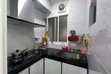 Kiara Plaza Service Apartment @ Semenyih