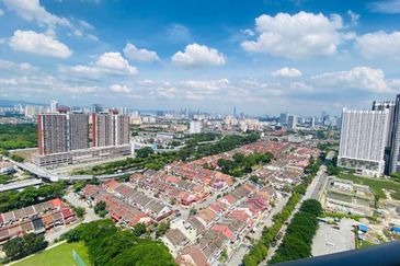 Aradia Residence @ Lake City