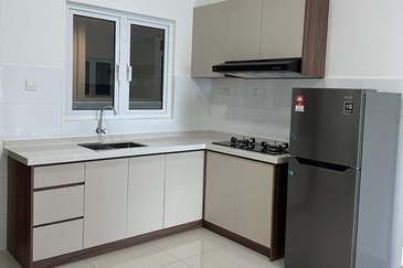 RENT NEW Condo Residensi Kesuma 1 @ Bandar Sri Kesuma Semenyih, Selangor