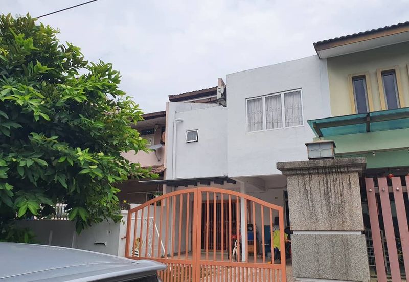 SALE @ 2 Storey Terrace House OUG Overseas United Garden