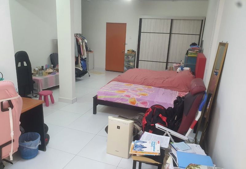 SALE @ 2 Storey Terrace House OUG Overseas United Garden