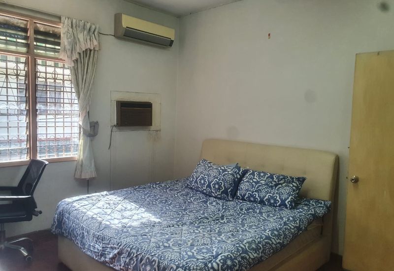 SALE @ 2 Storey Terrace House OUG Overseas United Garden