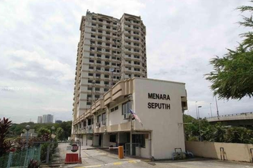 Menara Seputih