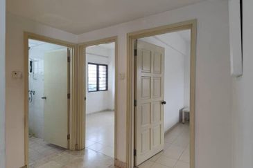 Bukit Desa Condominium