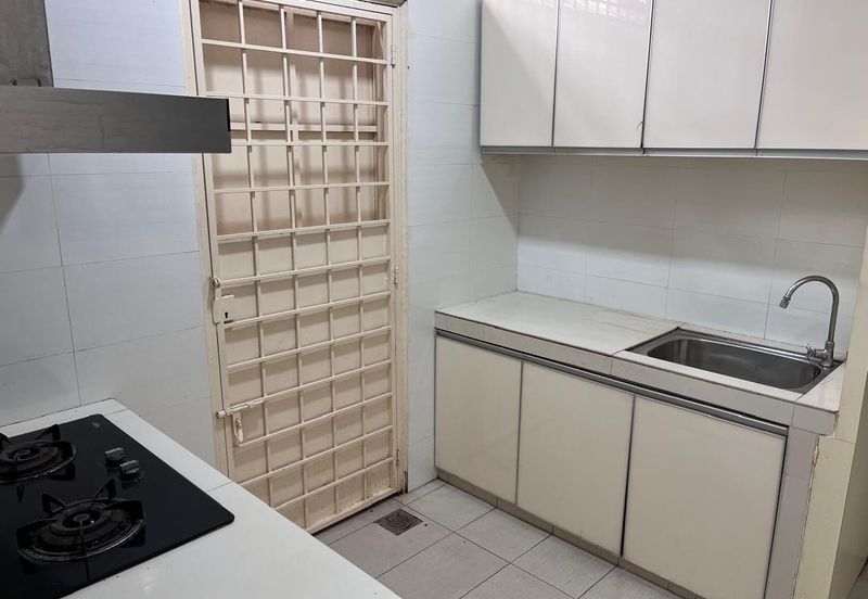 SALE @ 3-Storey Terrace @  Taman Persiaran Putra, Kuala Lumpur, Taman Persiaran Putra, Seputeh KL