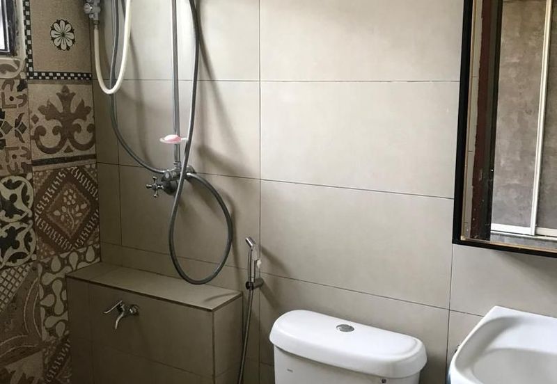 RENT @ Townhouse 3 Rooms Taman Desa Damai, Alam Damai Cheras, KL