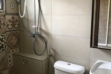 RENT @ Townhouse 3 Rooms Taman Desa Damai, Alam Damai Cheras, KL