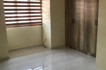 RENT @ Townhouse 3 Rooms Taman Desa Damai, Alam Damai Cheras, KL