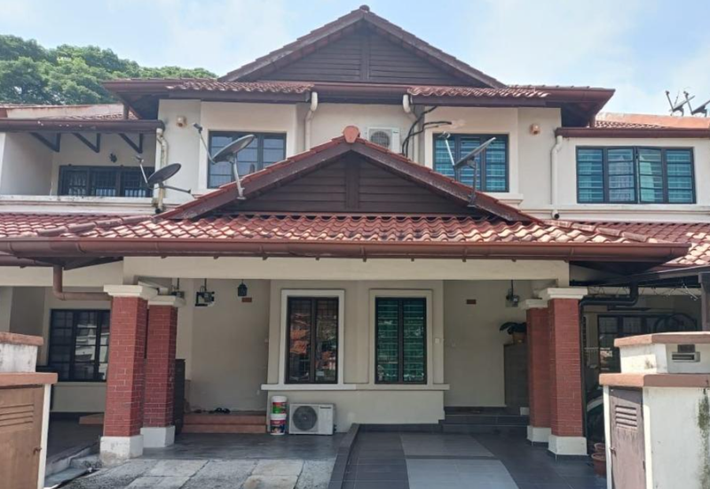 RENT @ Townhouse 3 Rooms Taman Desa Damai, Alam Damai Cheras, KL