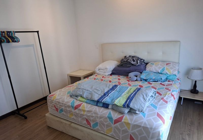 Aurora Tower @ Eco Sky