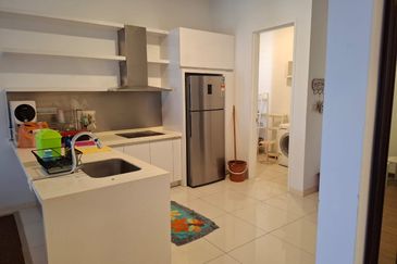 Aurora Tower @ Eco Sky