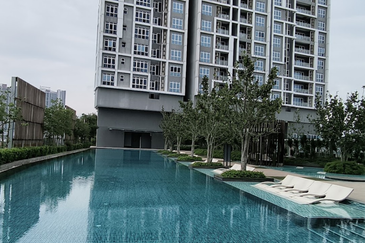 Aurora Tower @ Eco Sky