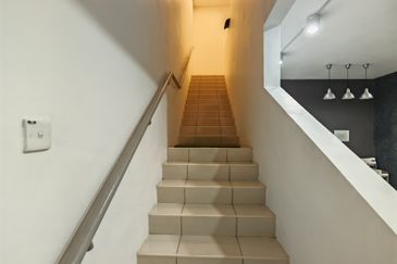 Rent @ D’Majestica 2 Storey House P/Furnished At Jalan Damai Perdana Cheras KL 