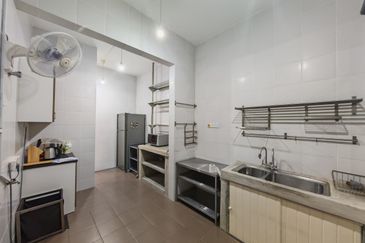 Rent @ D’Majestica 2 Storey House P/Furnished At Jalan Damai Perdana Cheras KL 