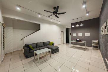 Rent @ D’Majestica 2 Storey House P/Furnished At Jalan Damai Perdana Cheras KL 