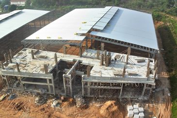 SALE @ New Factory Freehold At Nilai 