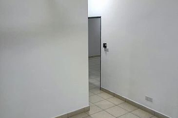 RENT @ Residensi Kesuma 1 Partially Furnished @ Bandar Tasik Kesuma, Beranang, Semenyih