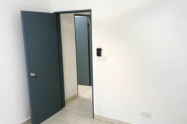 RENT @ Residensi Kesuma 1 Partially Furnished @ Bandar Tasik Kesuma, Beranang, Semenyih