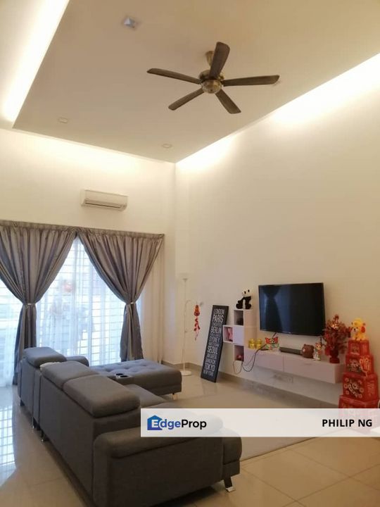 RENT @ 3 Storey Superlink 5Rooms Fully Furnished @ Kaseh Height, Kajang East Semenyih, Selangor, Semenyih