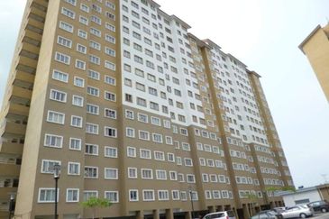 Putra Suria Residency Apartment