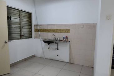 Putra Suria Residency Apartment